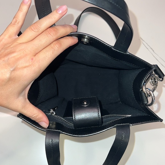 KENZO Paris logo black leather tote bag/crossbody bag - Picture 8 of 16